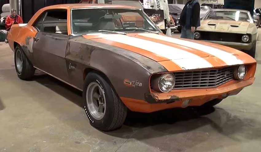 Read more about the article Barn Find Video: 1969 Camaro Z28